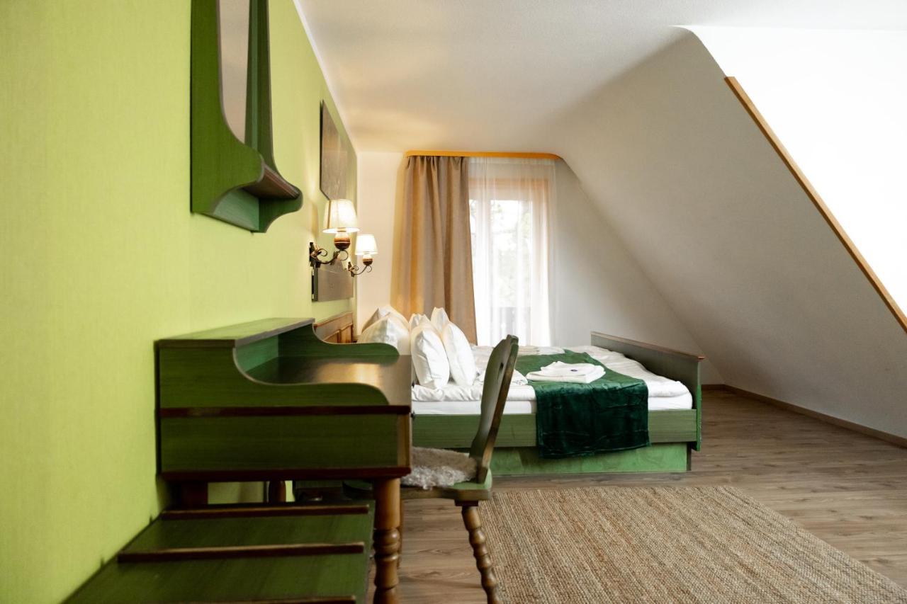 Hotel Zum See, Titisee Esterno foto