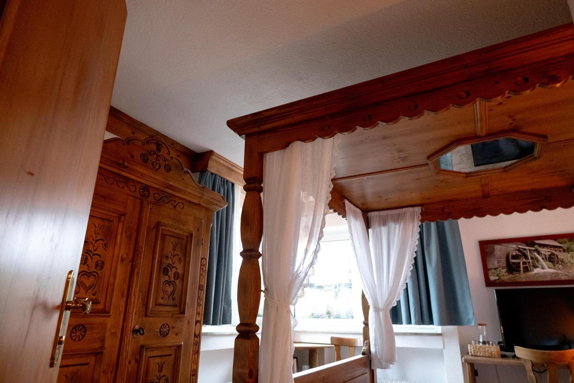 Hotel Zum See, Titisee Esterno foto