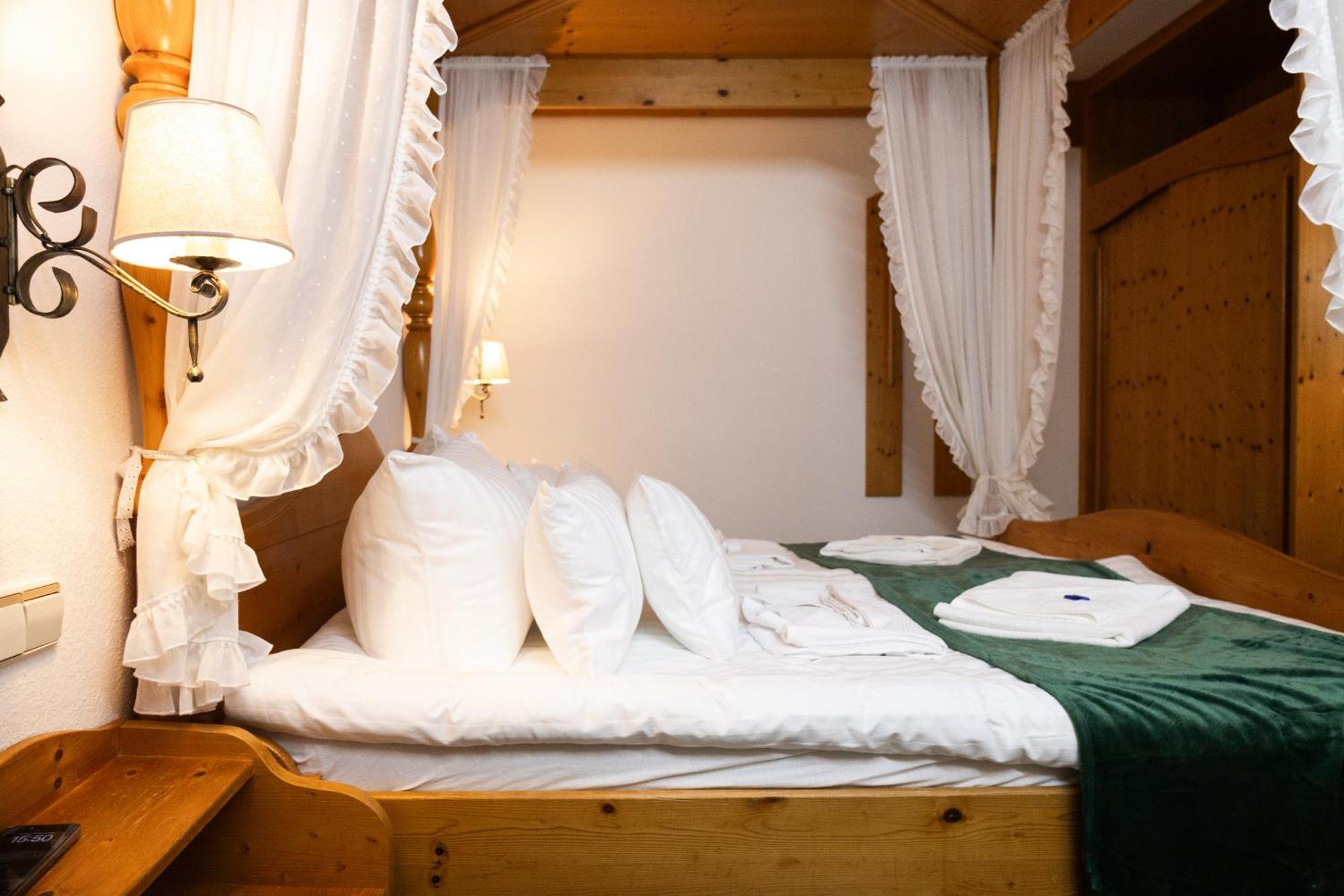 Hotel Zum See, Titisee Esterno foto