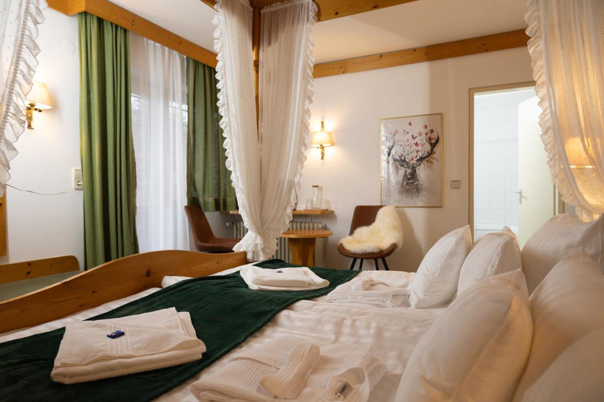 Hotel Zum See, Titisee Esterno foto