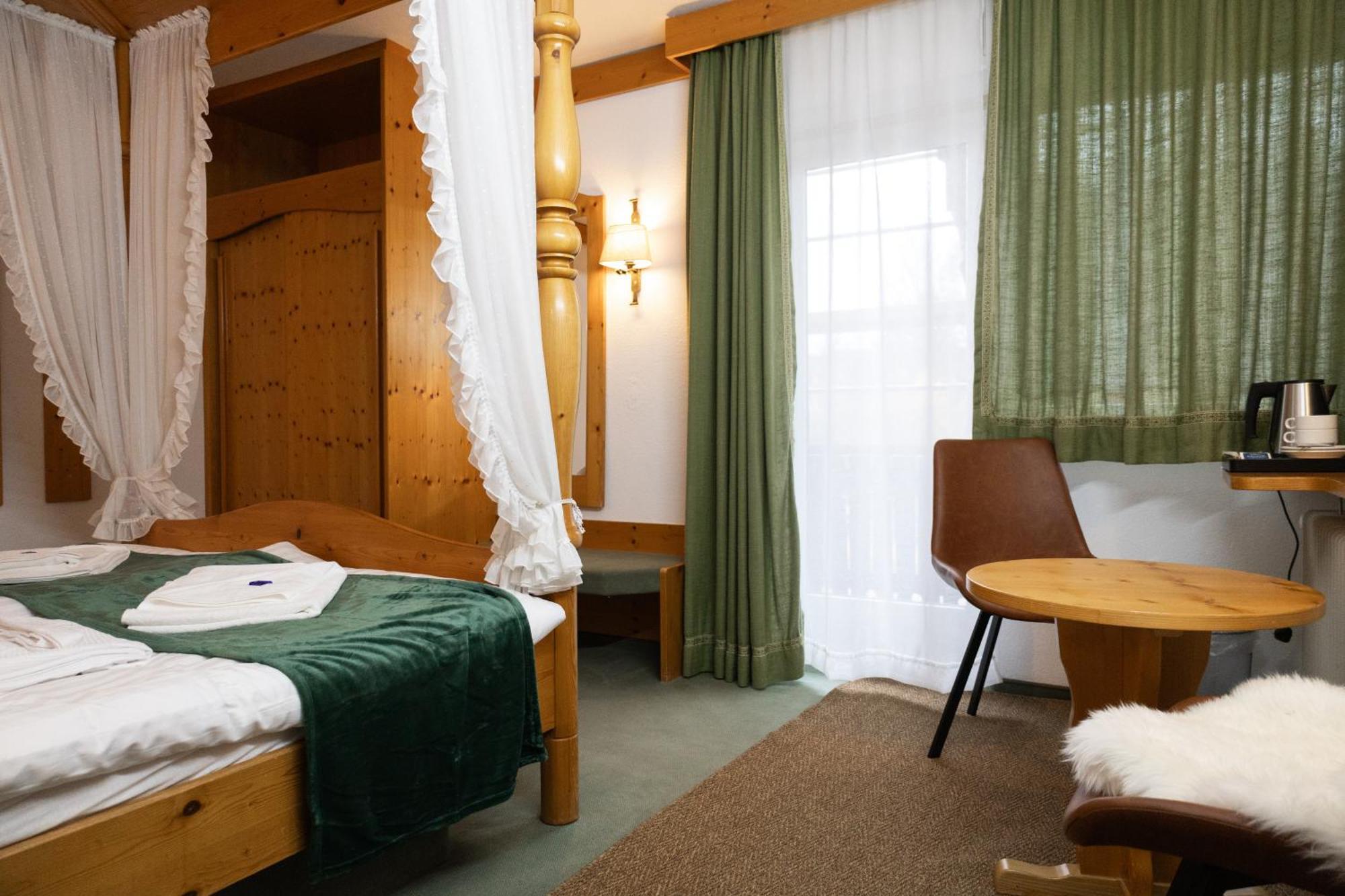 Hotel Zum See, Titisee Esterno foto